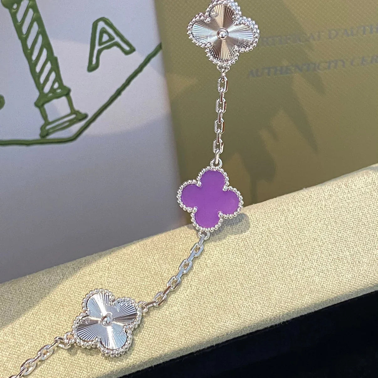 [GALE] CLOVER 5 MOTIF VIOLET BRACELET COLLECTION