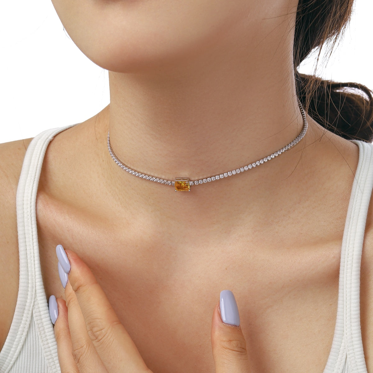 [GALE]2.0 carat Ornate Emerald Cut Necklace