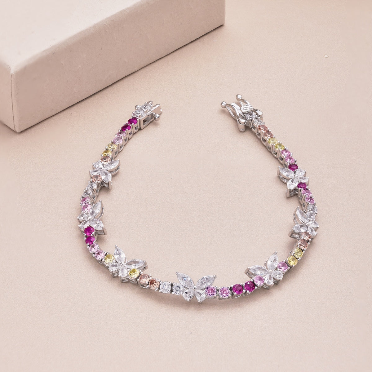[GALE]Ornate Colorful Butterfly Shape Round Cut Daily Bracelet