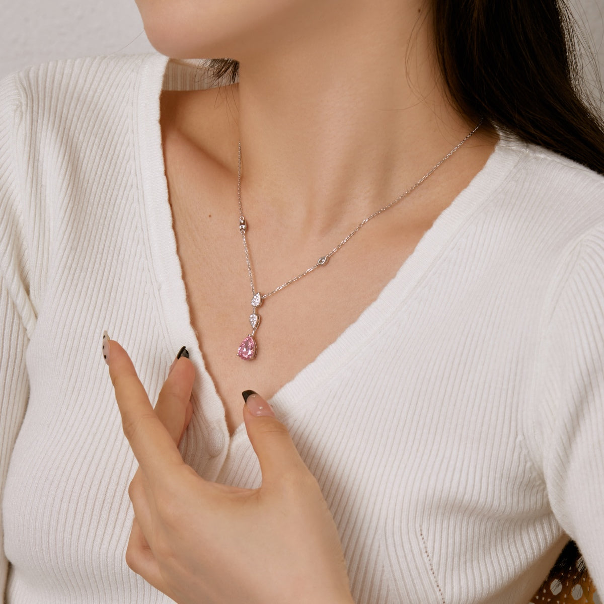 [GALE]Dazzling Pear Cut Necklace