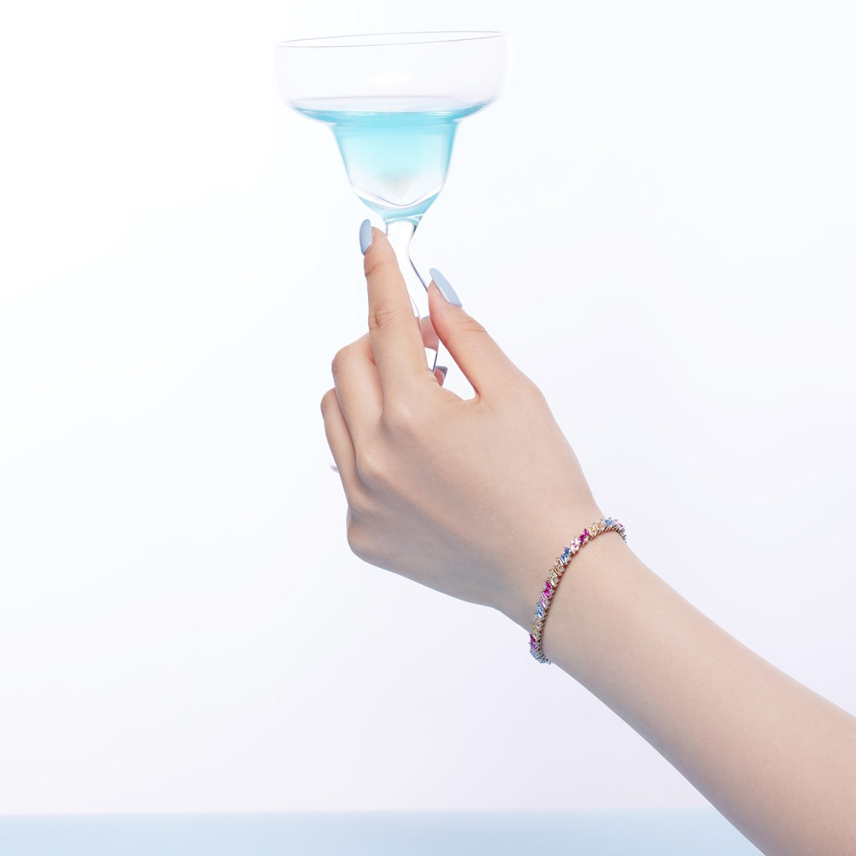 [GALE]Ornate Sparkling Multi Cut Party Bracelet