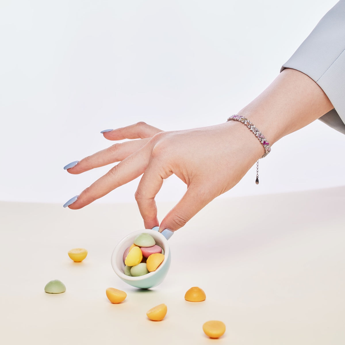 [GALE]Dazzling Unique Multi Shape Daily Bracelet