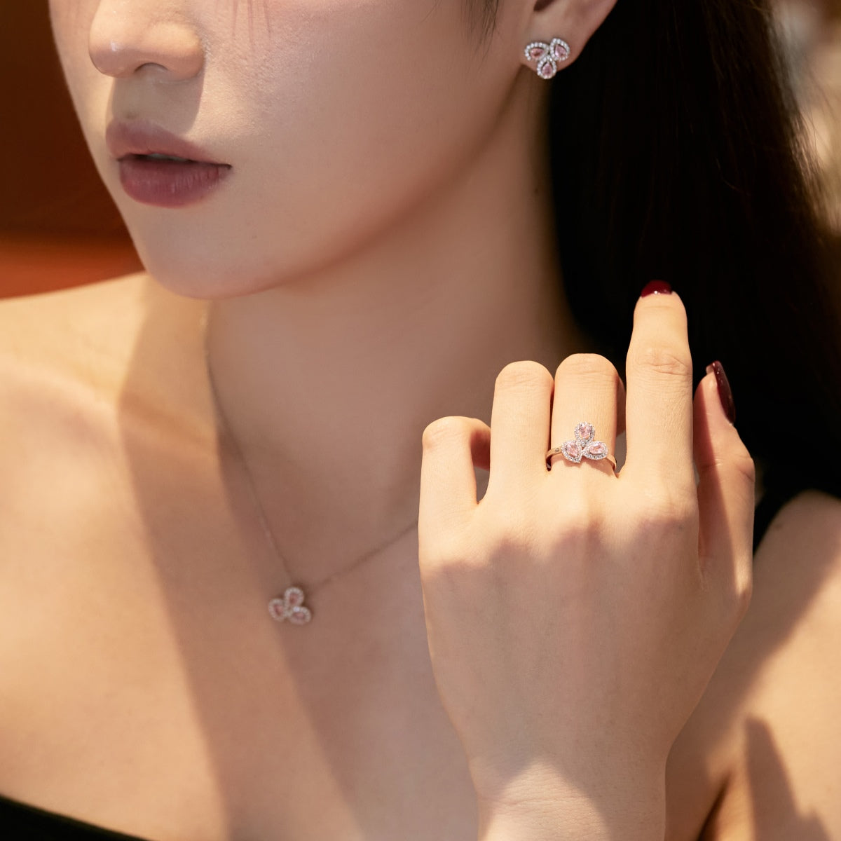 [GALE]Ornate Flower Shape Pear Cut Lover Earrings