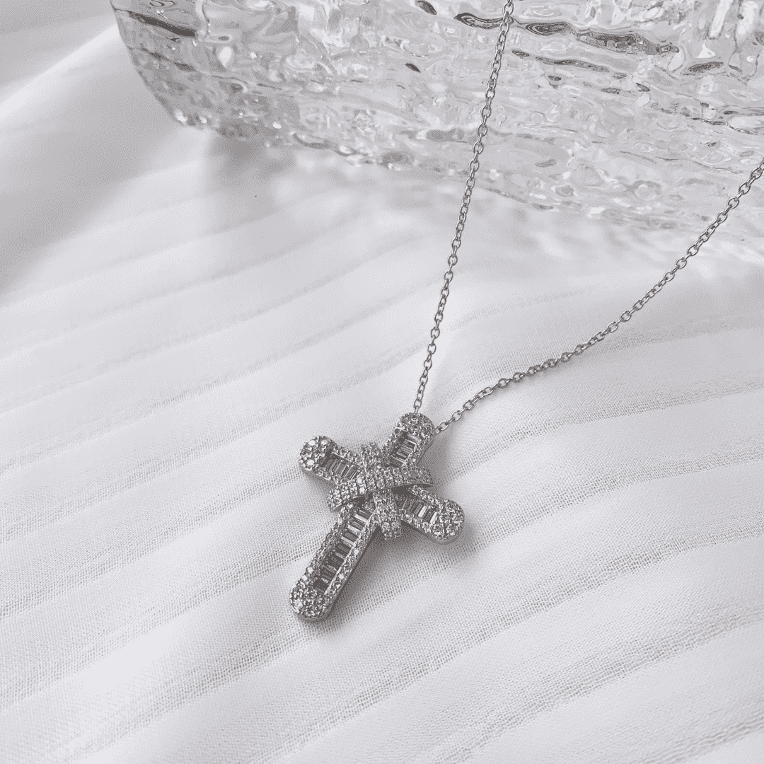 [GALE]Gypsophila With Dimonds Necklace