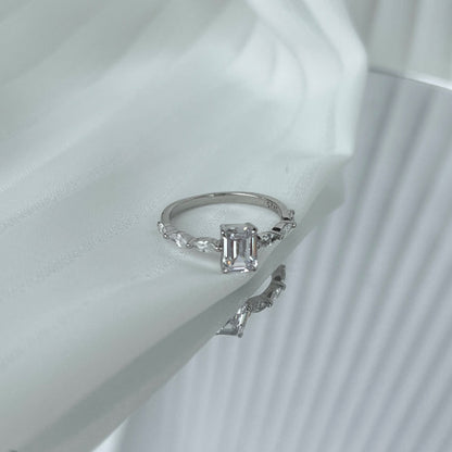 [GALE]1.0 Carat Dainty Resplendent Radiant Cut Daily Ring