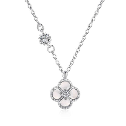 [GALE]Delicate Flower Shape Necklace