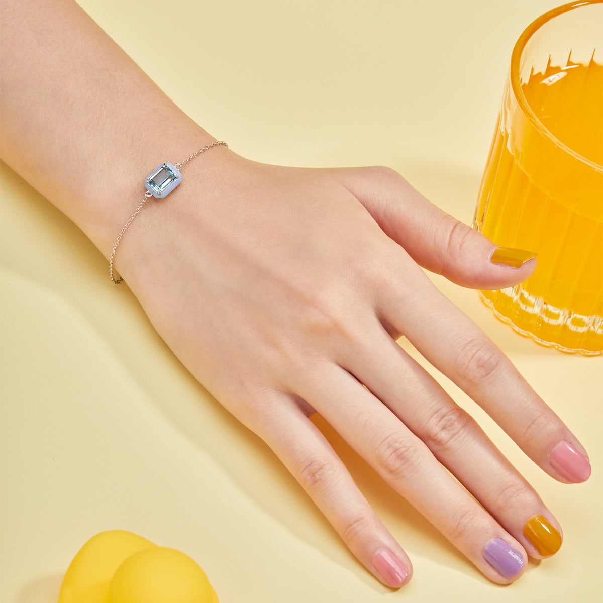 [GALE]2.0 Carat Sparkling Colorful Emerald Cut Daily Bracelet