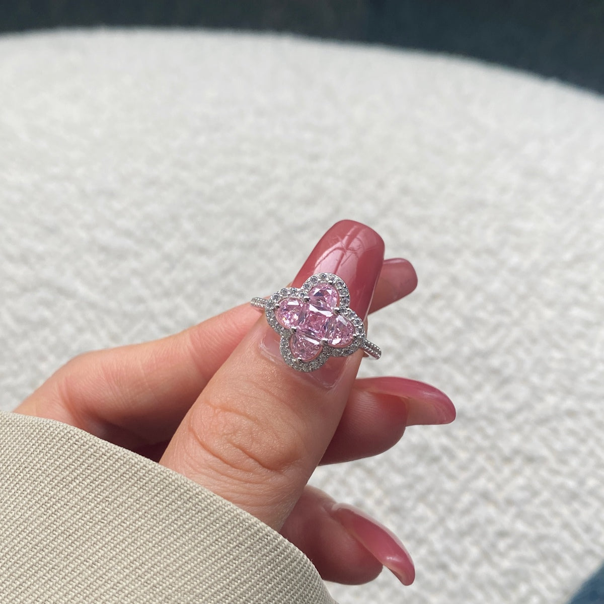 [GALE]Luxurious Eternity Flower Shape Banquet Ring