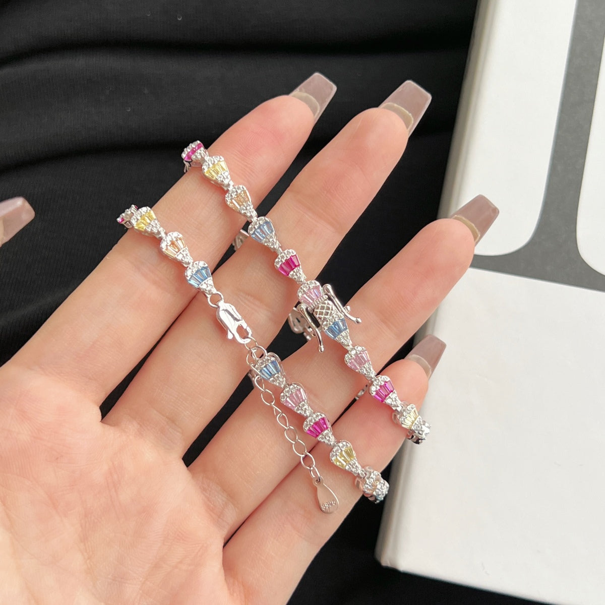 [GALE]Radiant Water Drop Shape Daily Bracelet