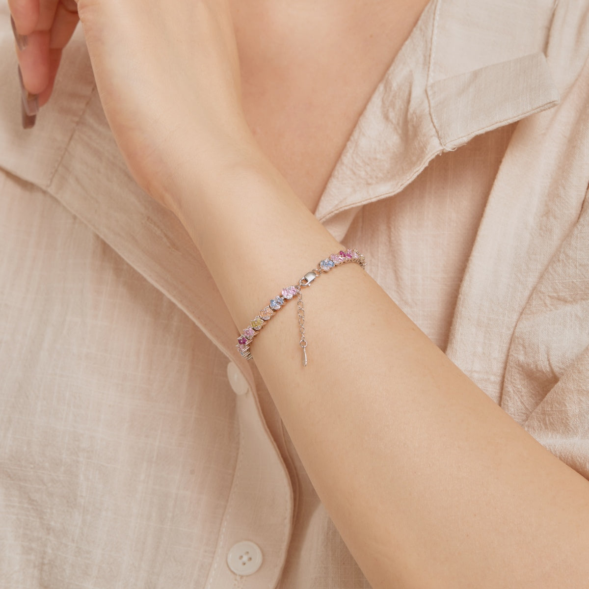 [GALE]Ornate Colorful Flower Shape Party Bracelet