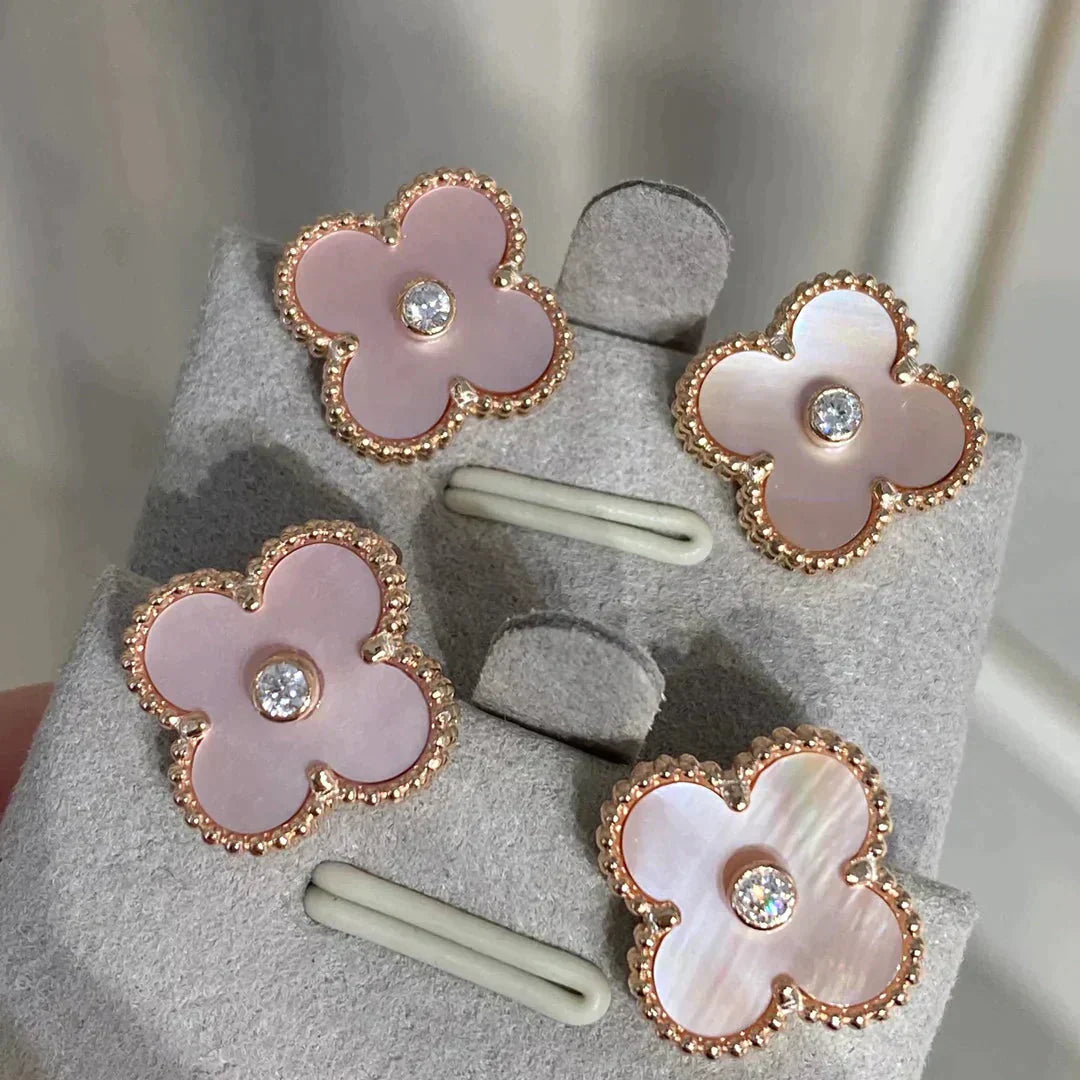 [GALE]CLOVER MEDIUM 1 MOTIFS  PINK MOP DIAMOND EARRINGS