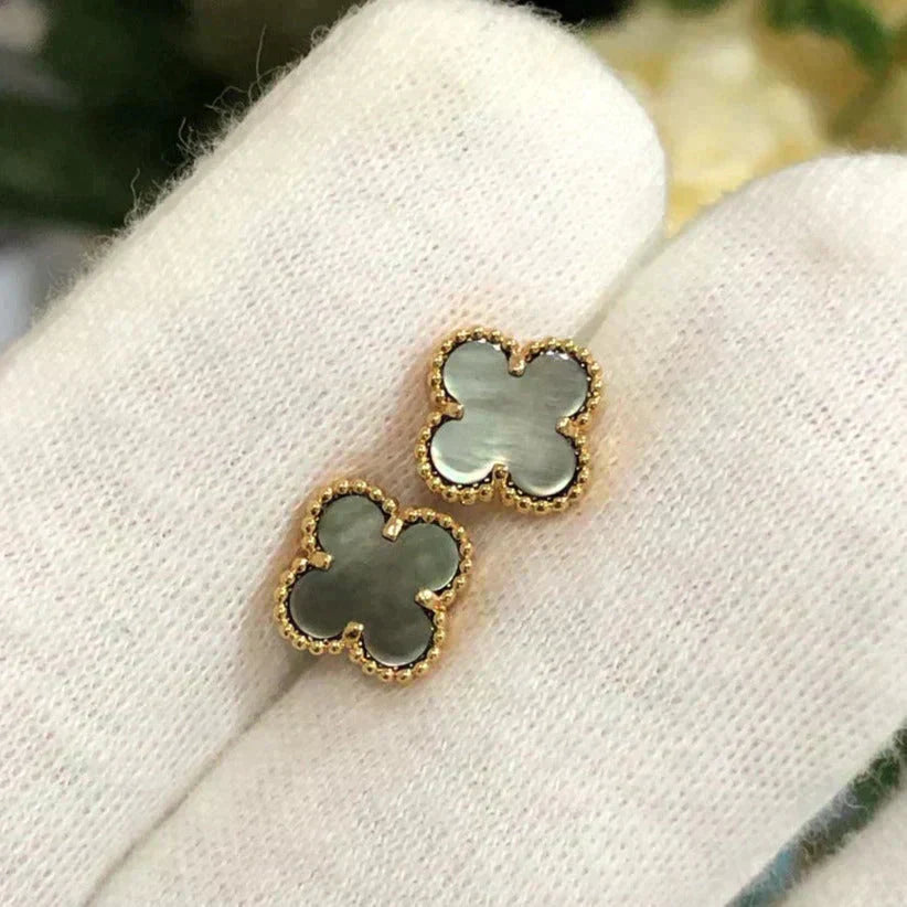 [GALE]CLOVER MINI 9.5MM GRAY MOP EARRINGS