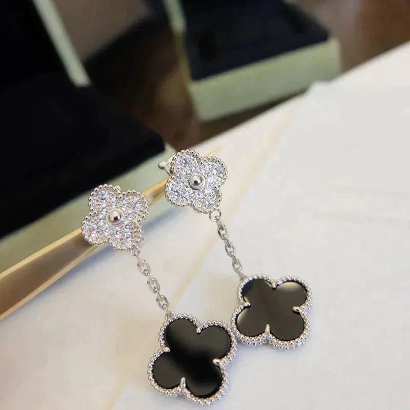 [GALE]CLOVER 2 MOTIFS  DIAMOND ONYX EARRINGS SILVER