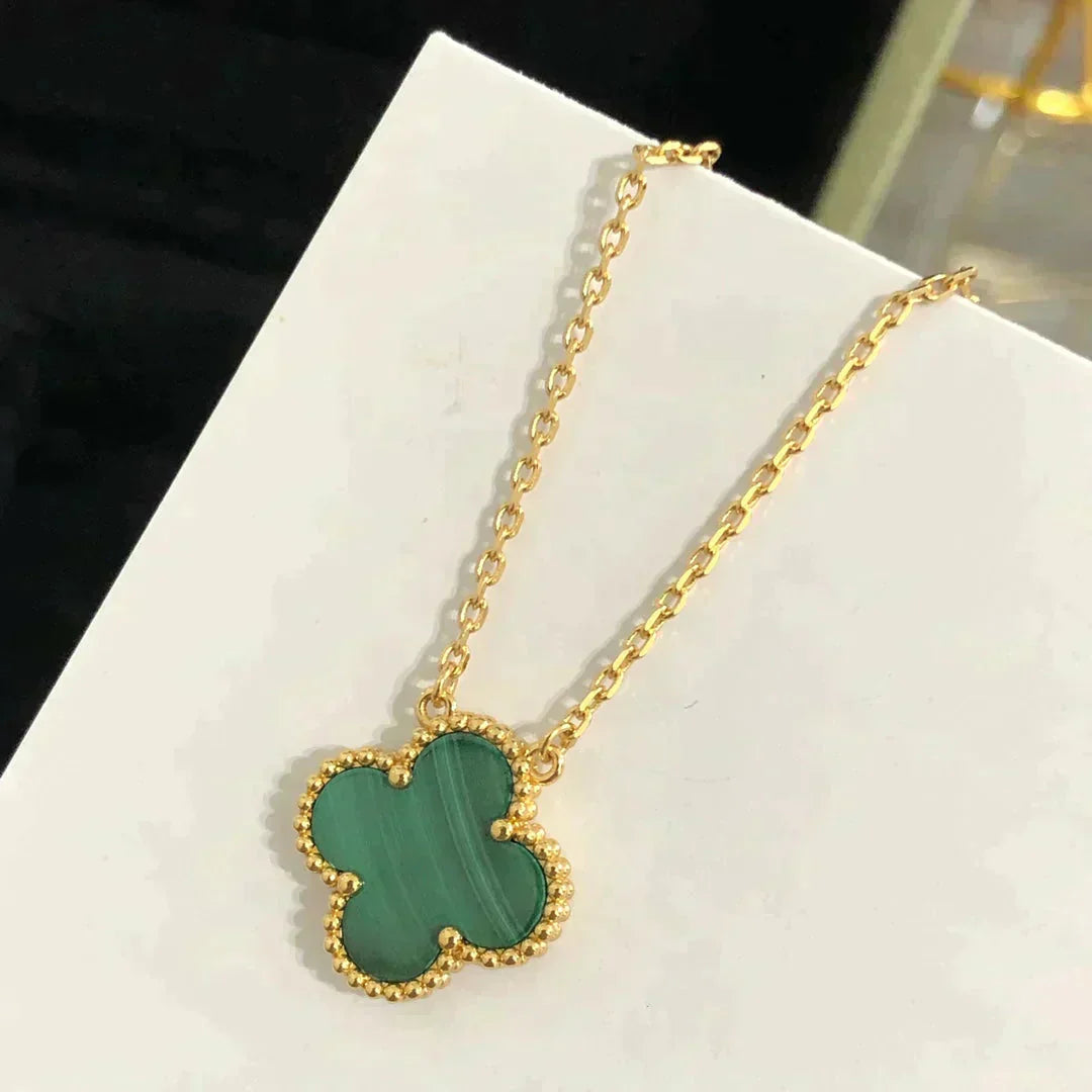 [GALE]CLOVER 15MM MALACHITE SINGLE FLOWER  NECKLACE