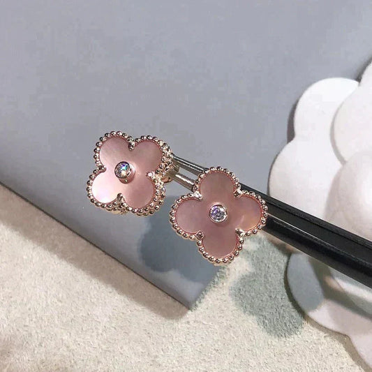 [GALE]CLOVER MEDIUM 1 MOTIFS  PINK MOP DIAMOND EARRINGS