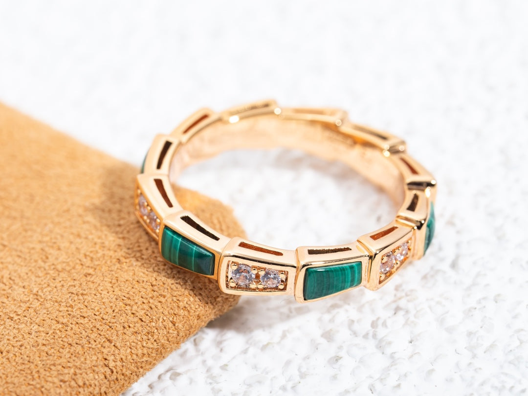 [GALE]SERPENTI RING PINK GOLD MALACHITE DIAMOND 3MM