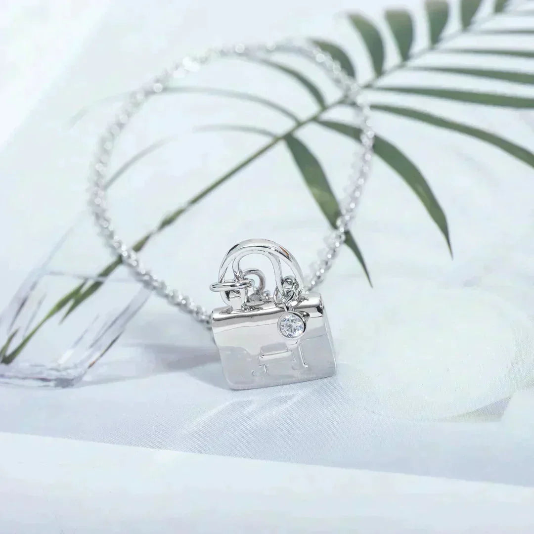 [GALE]AMULETTE PEDANT SILVER NECKLACE