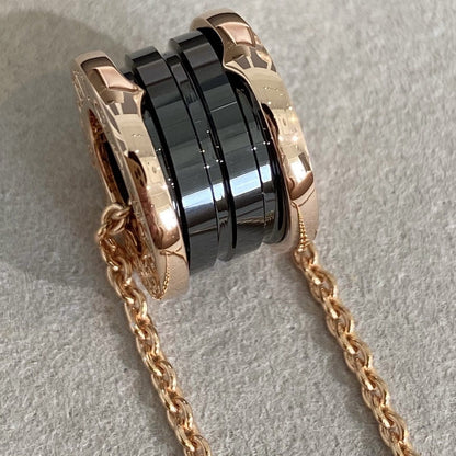 [GALE]ZERO 1 BLACK CERAMIC PINK GOLD NECKLACE