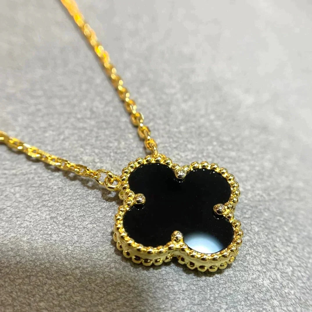 [GALE]CLOVER 15MM BLACK ONYX SINGLE FLOWER NECKLACE