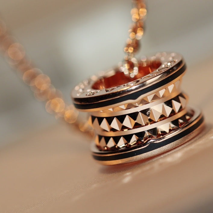 [GALE]ZERO 1 ROCK PEDANT PINK GOLD BLACK NECKLACE