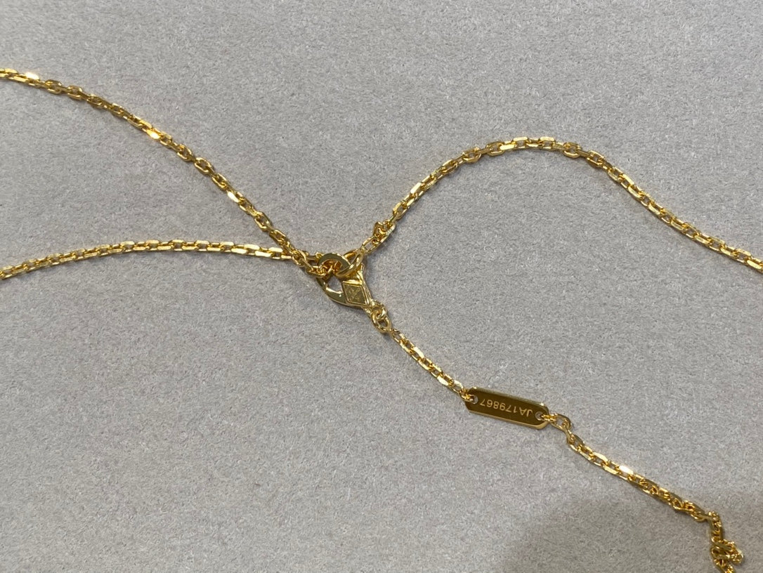 [GALE]CLOVER 25MM NECKLACE GOLD CARNELIAN