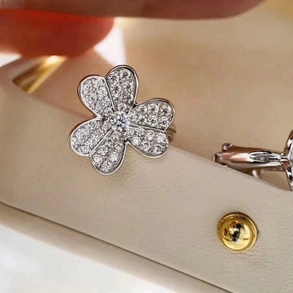 [GALE]CLOVER COMOS DIAMOND EARRINGS SILVER