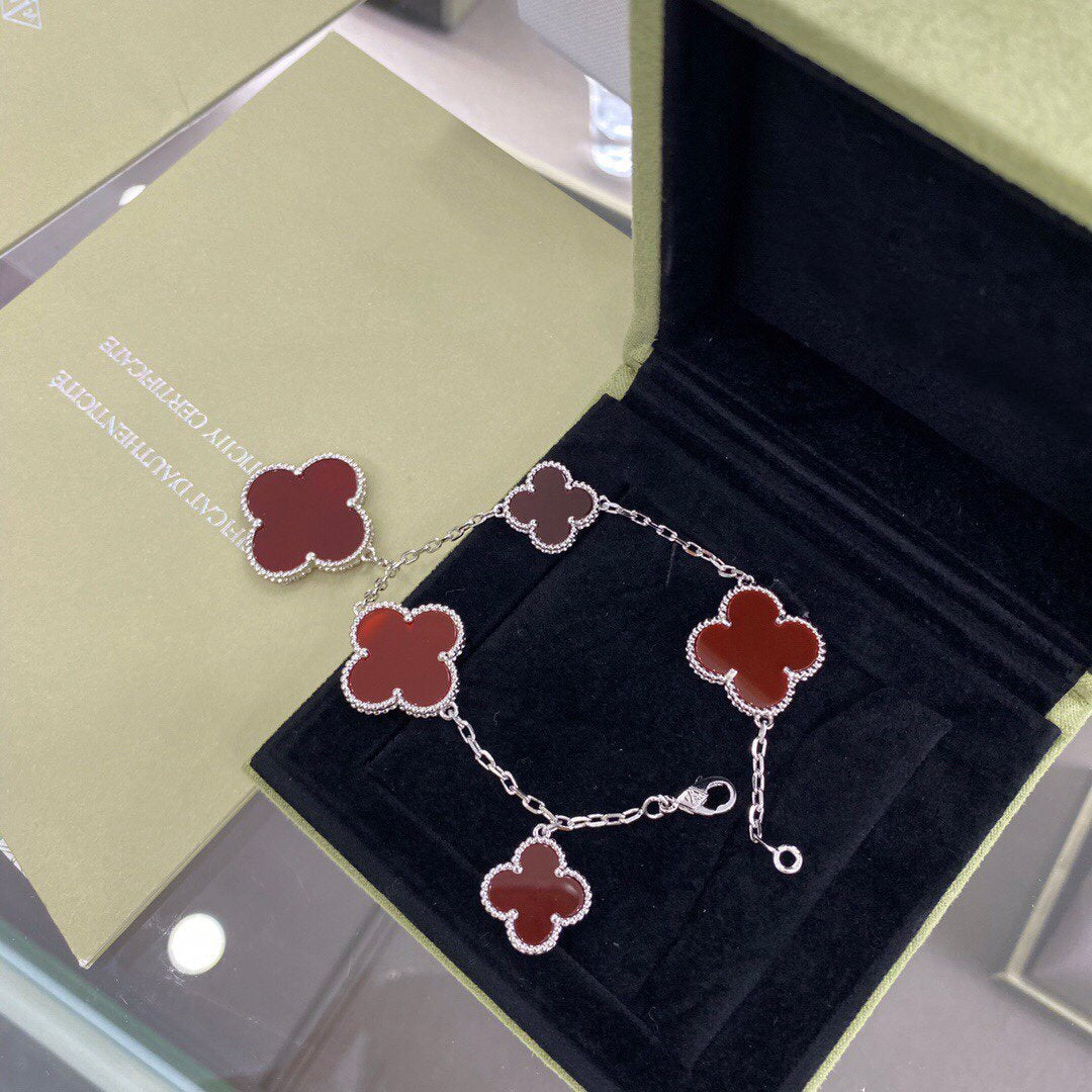 [GALE]CLOVER 5 MOTIFS SIVLER CARNELIAN BRACELET