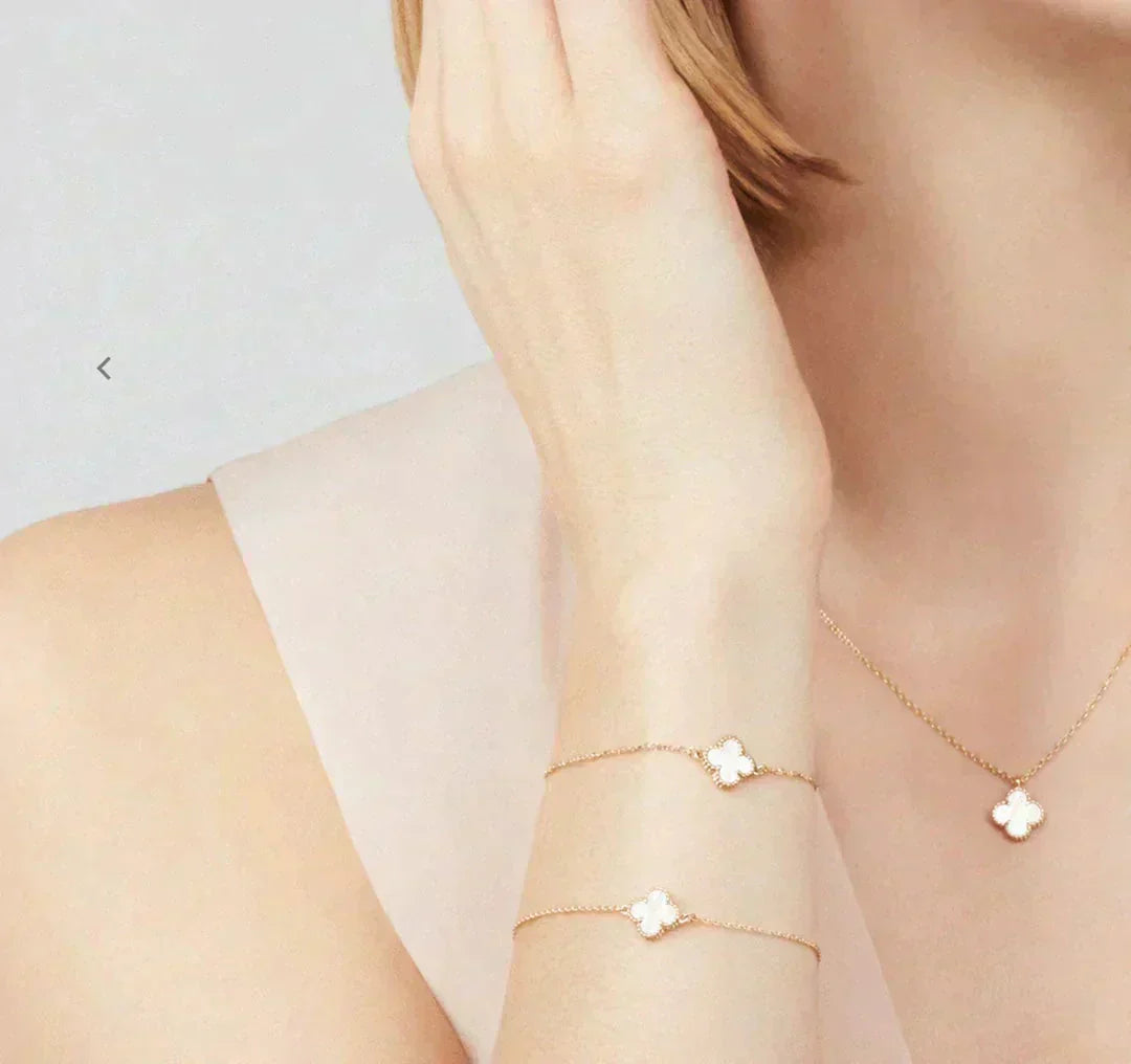 [GALE]CLOVER MINI 9.5MM WHITE MOTHER-OF-PEARL NECKLACE