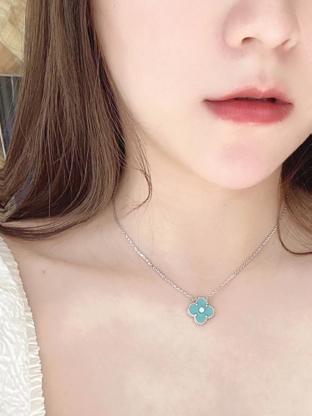 [GALE]CLOVER 1 DIAMOND LIGHT BLUE SILVER NECKLACE