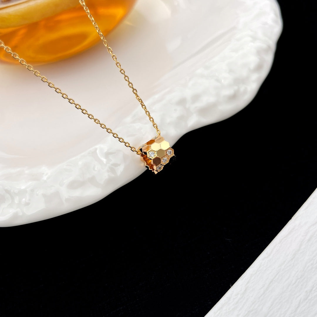 [GALE]BEE MINI PEDANT DIAMOND NECKLACE