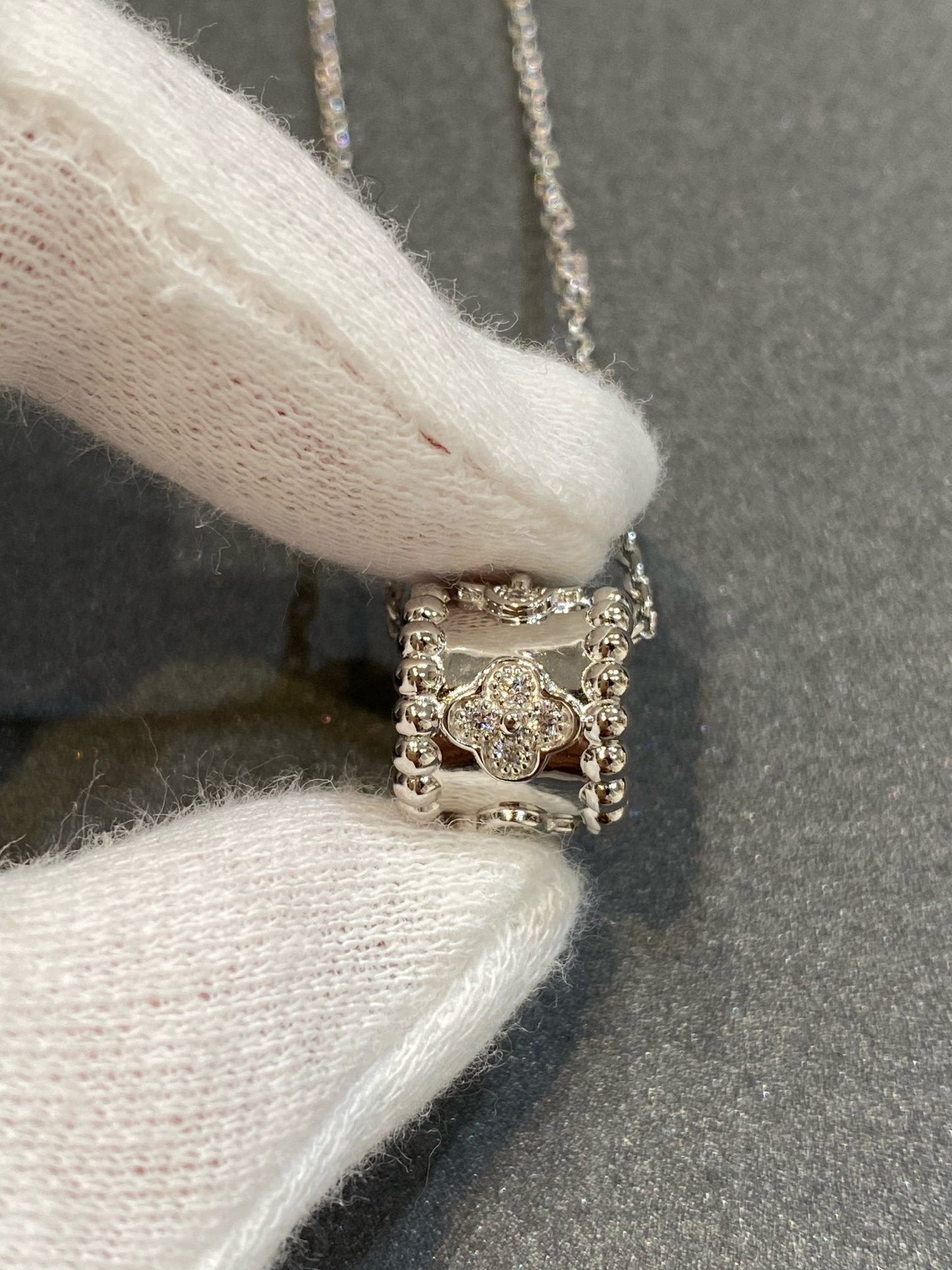[GALE]PERLEE PEDANT SIVLER DIAMOND NECKLACE