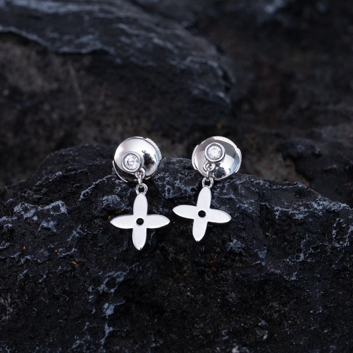 [GALE]VIDYLLE SILVER DIAMOND MINI DROP EARRINGS