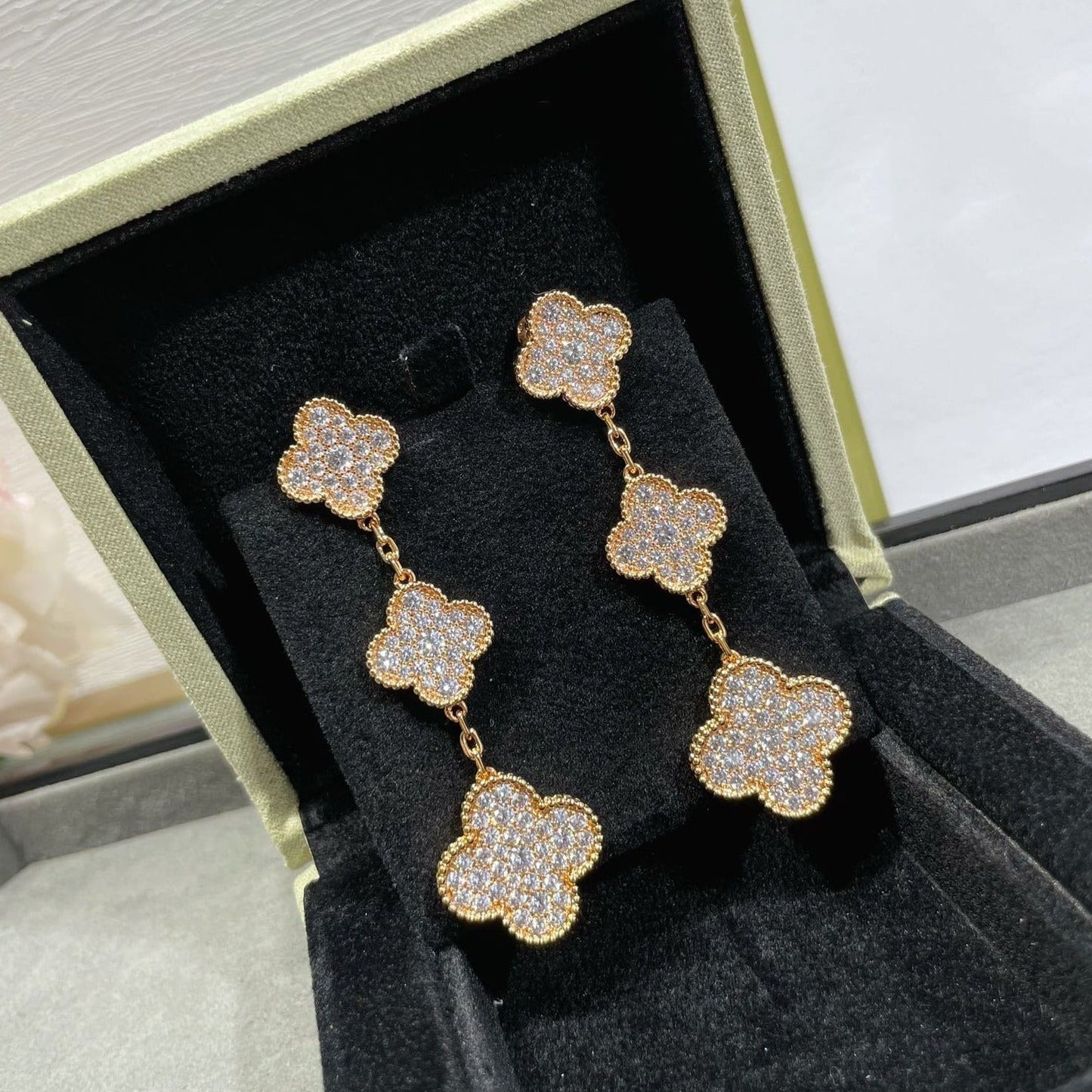 [GALE]CLOVER 3 MOTIFS DIAMOND PAVED ROSE GOLD EARRINGS