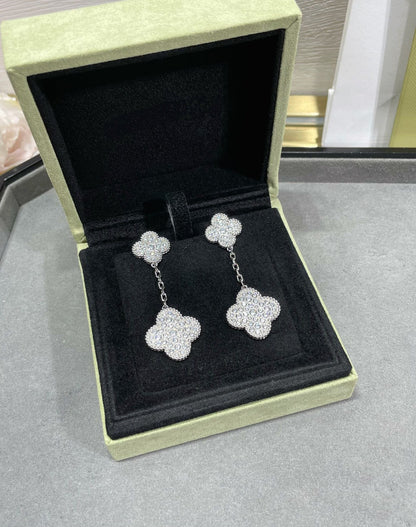 [GALE]CLOVER 2 MOTIFS DIAMOND PAVED SILVER EARRINGS