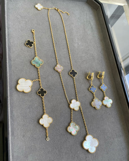 [GALE]CLOVER 3 MOTIF MOP ONYX DARK MOP PINK GOLD EARRINGS