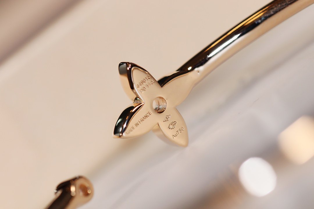 [GALE]IDYLLE GOLD OPEN BRACELET DIAMOND PAVED