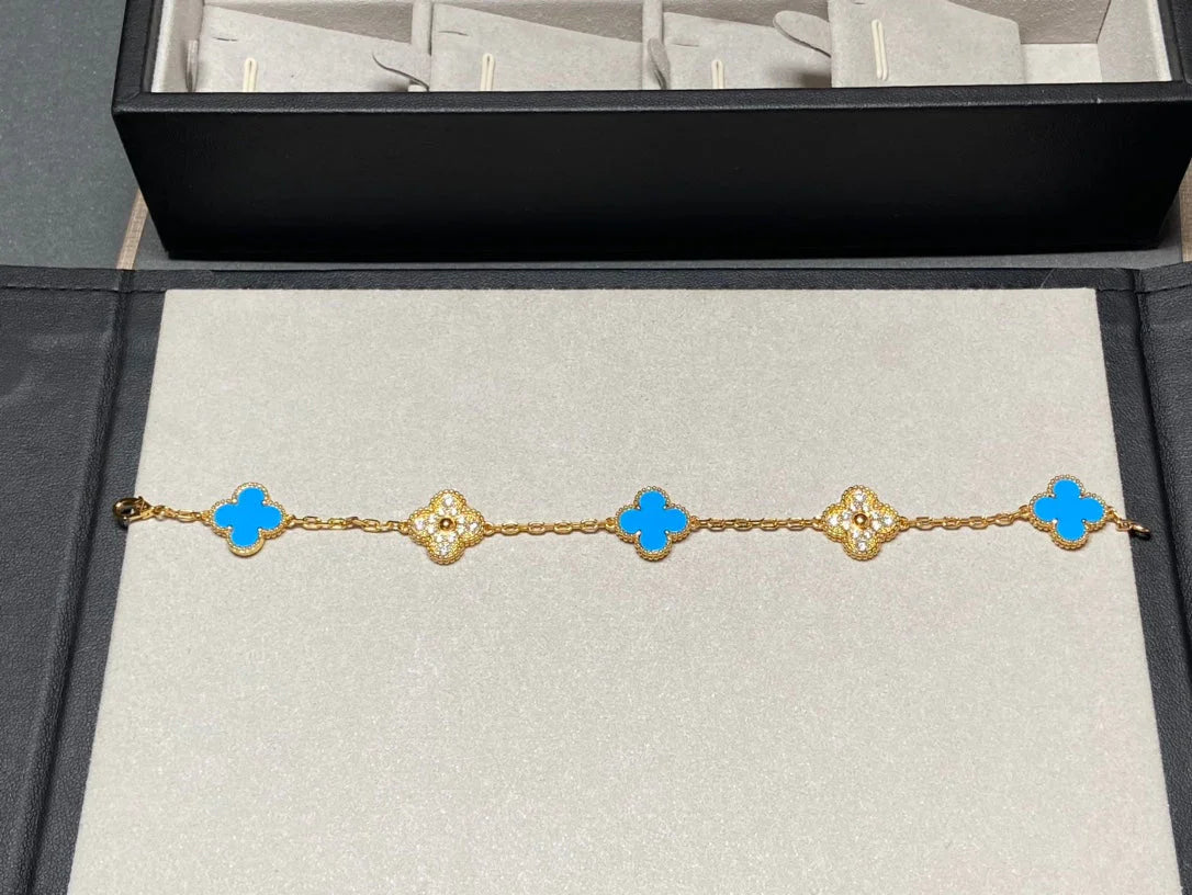 [GALE] CLOVER 5 MOTIF BLUE AGATE BRACELET COLLECTION