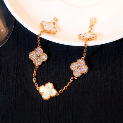 [GALE]CLOVER WHITE PEARL MOP 5 MOTIF BRACELET COLLECTION