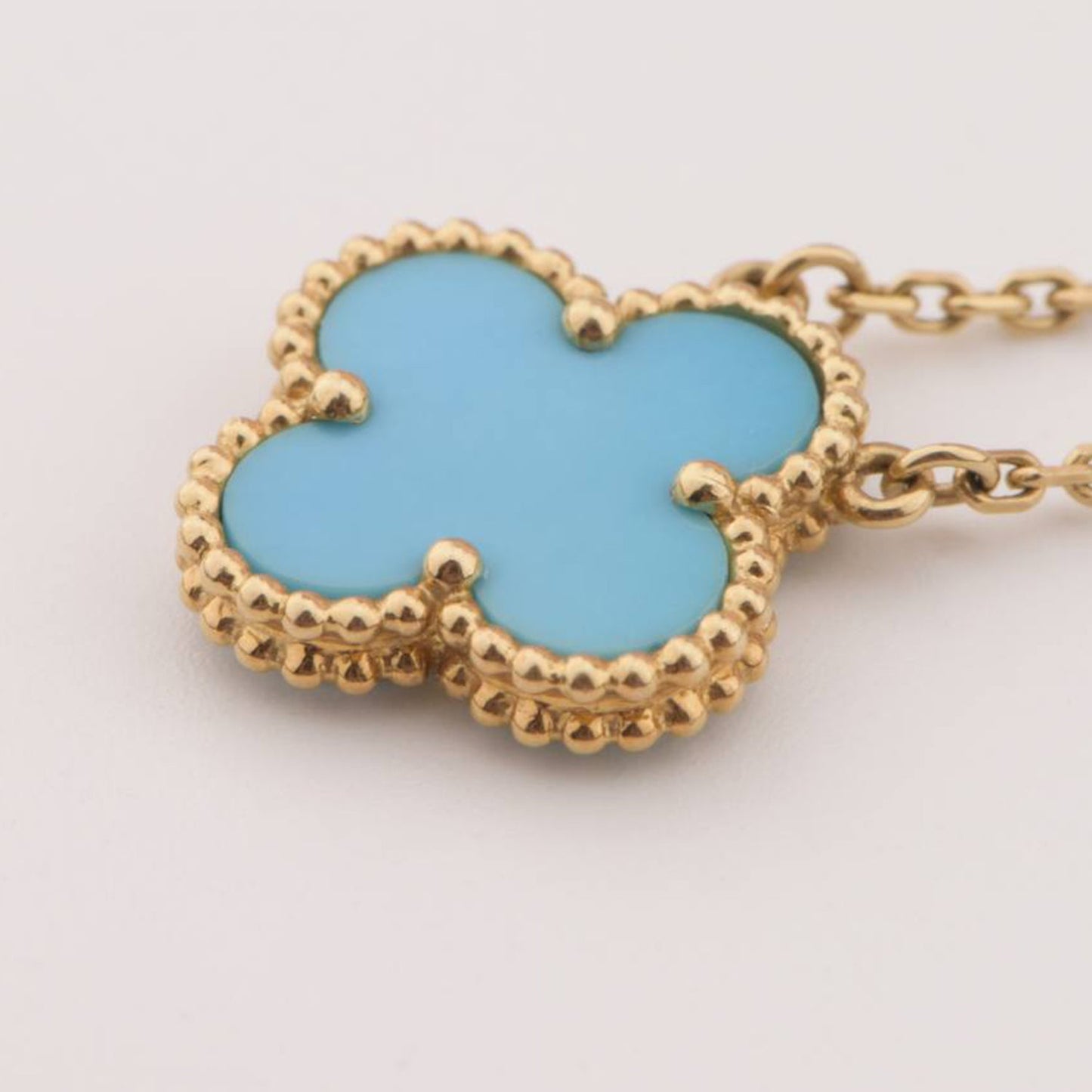 [GALE]CLOVER 15MM VINTAGE TURQUOISE NECKLACE