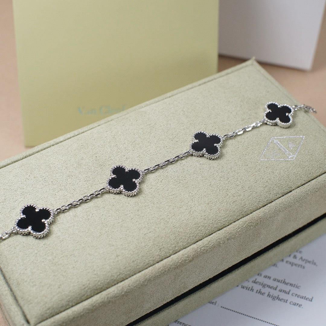 [GALE]CLOVER 5 MOTIF ONYXS  BRACELET SILVER