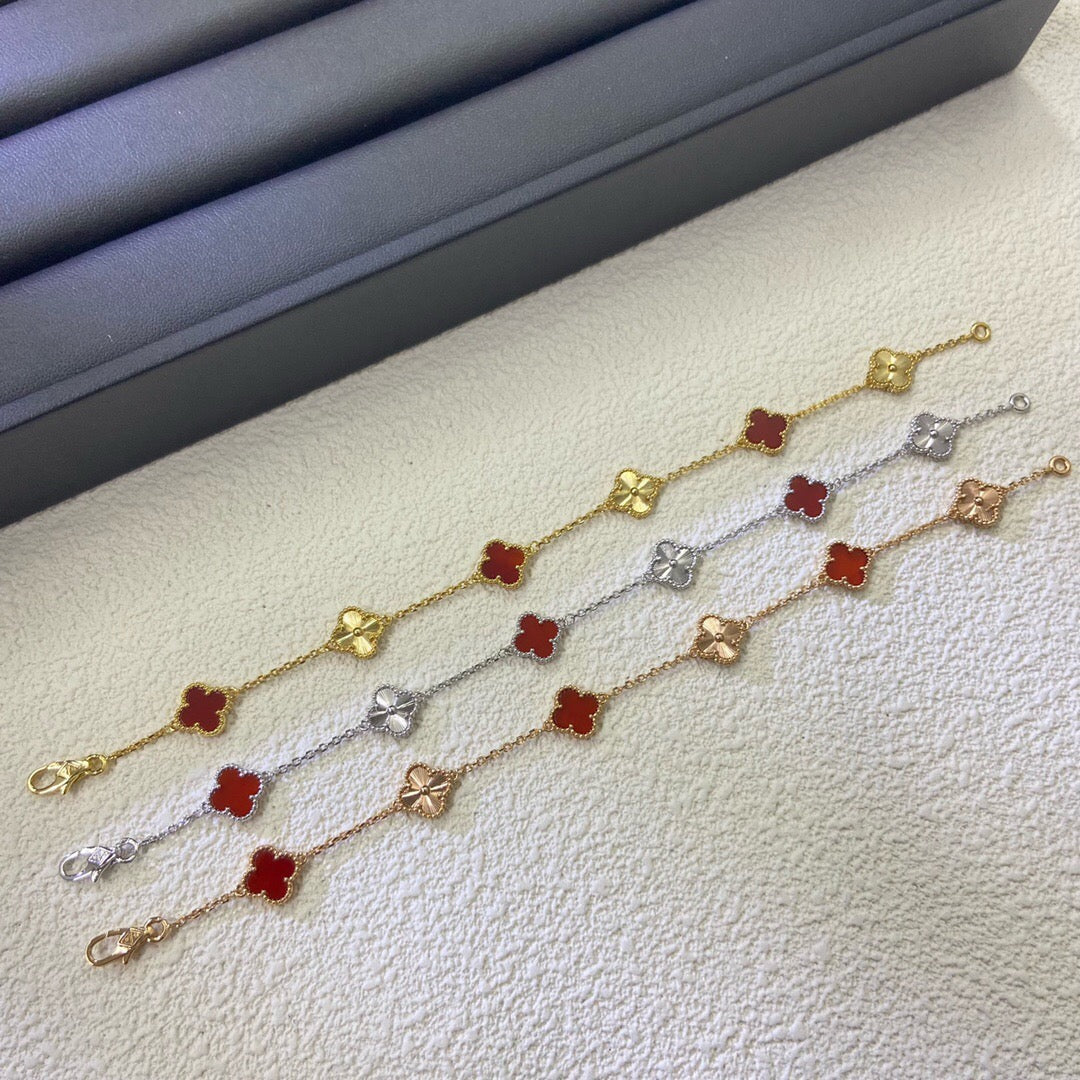 [GALE]CLOVER 6 MOTIF RED AGATE LASER BRACELET
