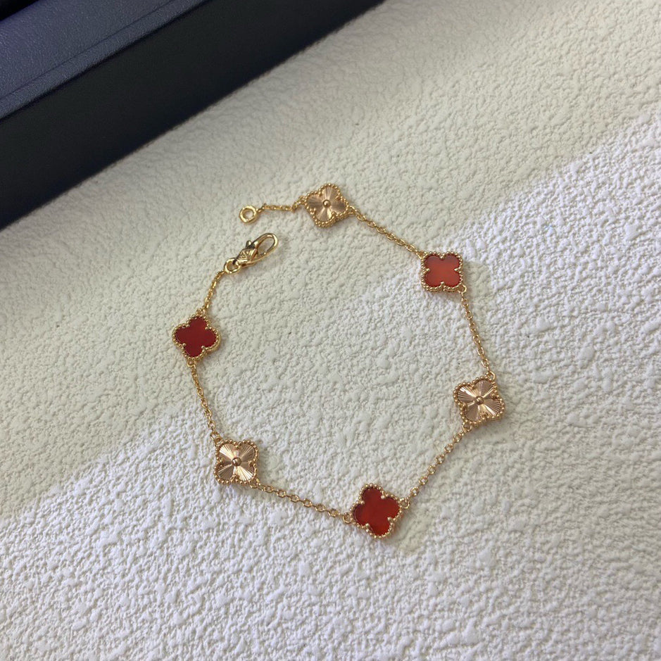 [GALE]CLOVER 6 MOTIF RED AGATE LASER BRACELET