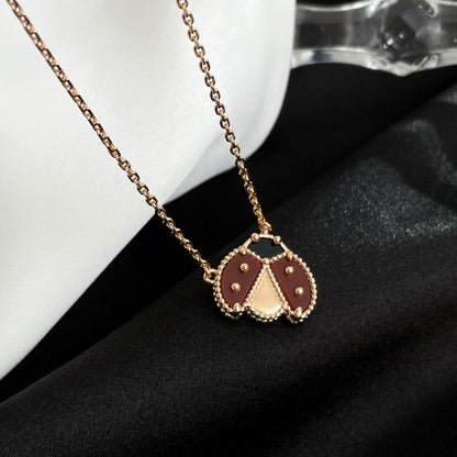 [GALE]LUCKY  CARNELIANS LADYBUG NECKLACE