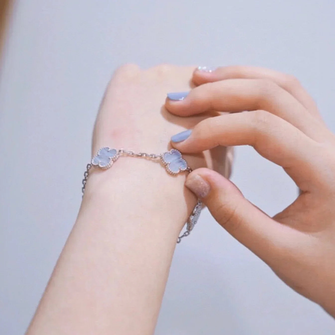 [GALE] CLOVER 5 MOTIF PURPLE CHALCEDONY BRACELET COLLECTION