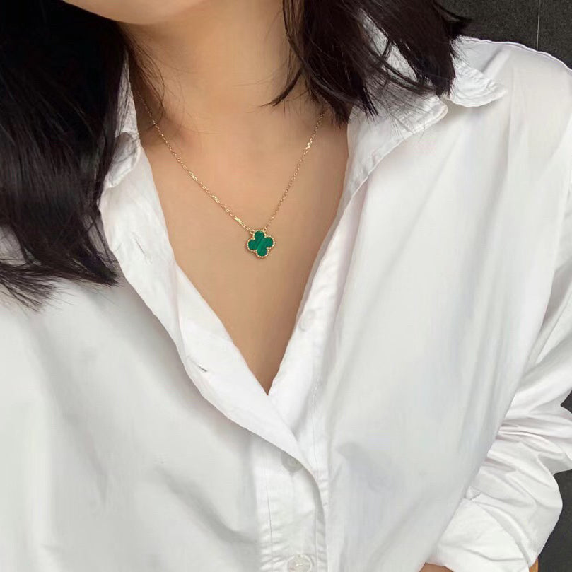 [GALE]CLOVER 15MM MALACHITE SINGLE FLOWER  NECKLACE