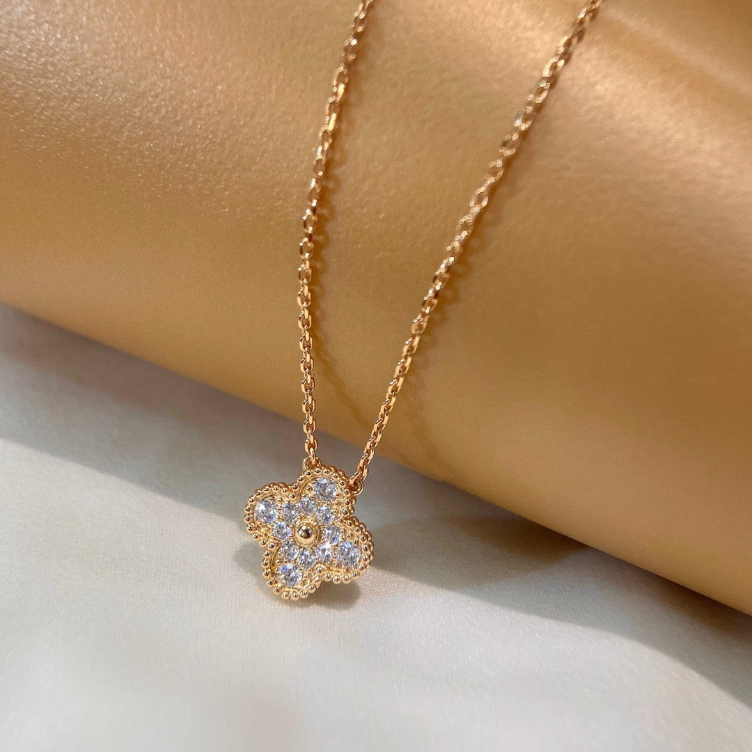 [GALE]CLOVER 15MM DIAMOND SINGLE FLOWER NECKLACE