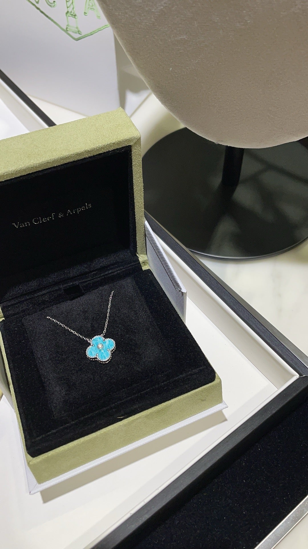 [GALE]CLOVER 15MM DIAMOND SVRES PORCELAIN  NECKLACE SILVER