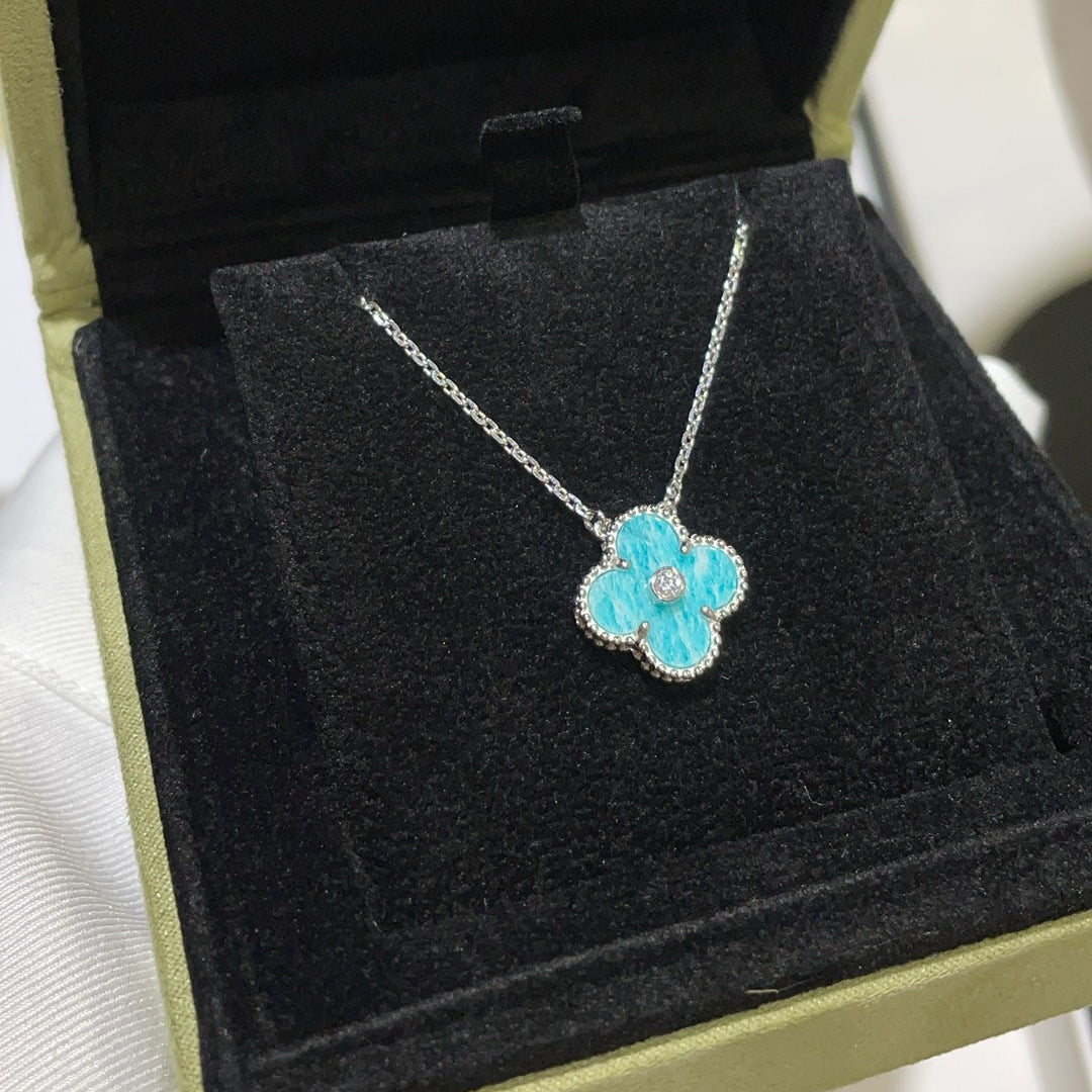 [GALE]CLOVER 15MM DIAMOND SVRES PORCELAIN  NECKLACE SILVER