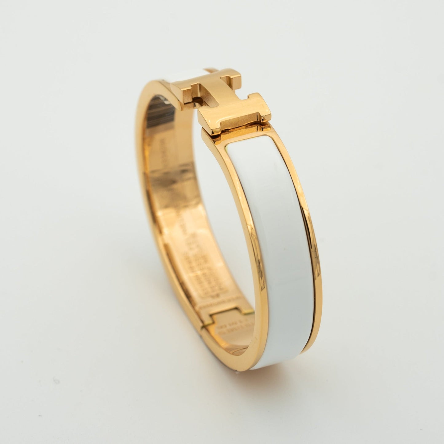 [GALE]H WHITE BRACELET