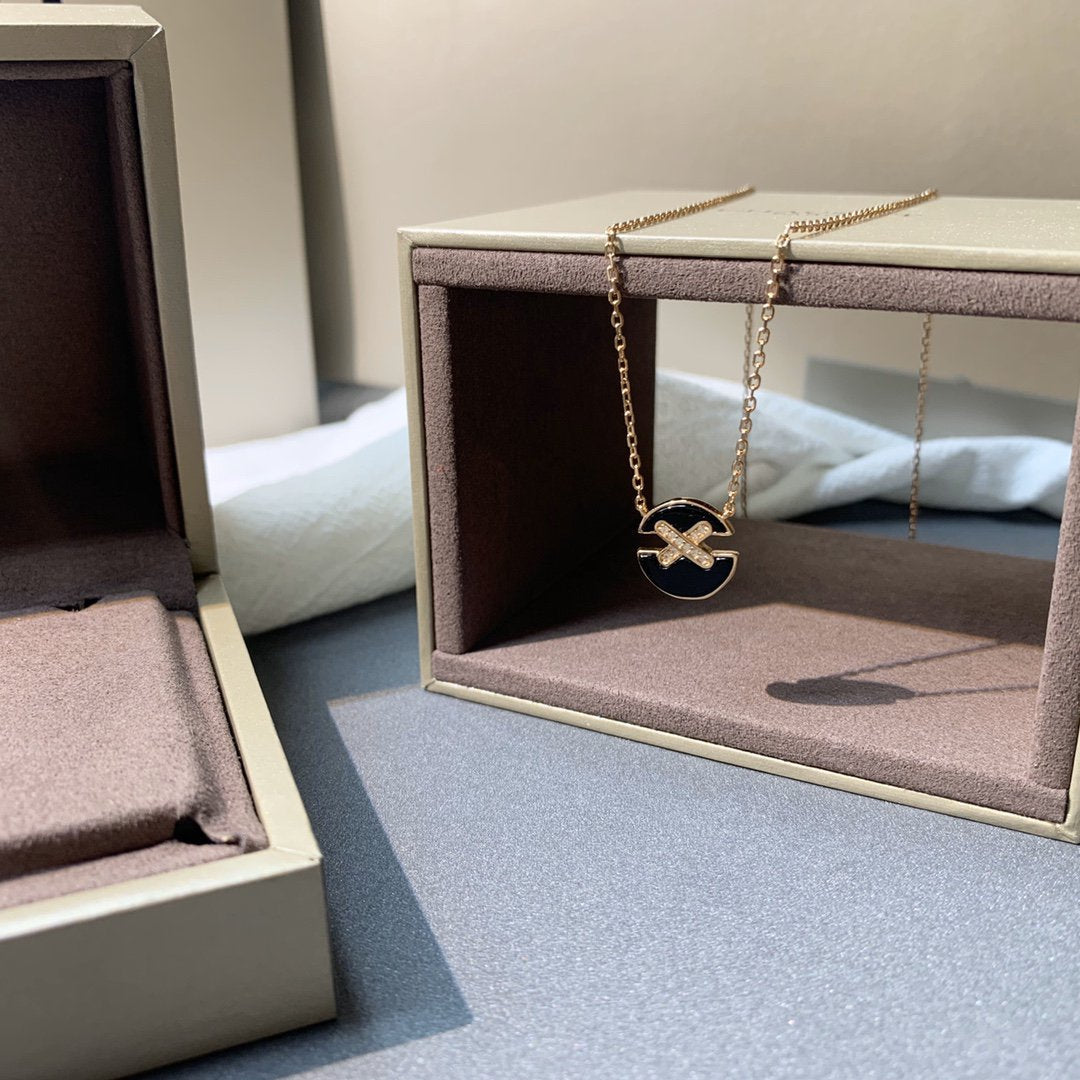 [GALE]JEUX DE PINK GOLD DIAMOND NECKLACE